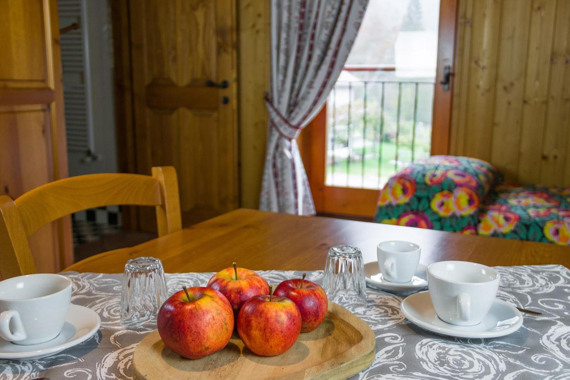 Agriturismo Pian Dei Tass Barcis Buitenkant foto