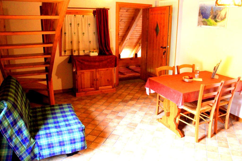 Agriturismo Pian Dei Tass Barcis Kamer foto